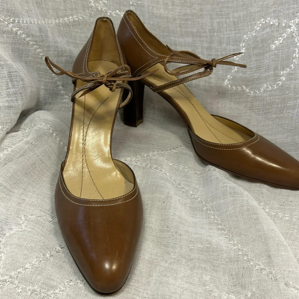NWOT Kate Spade super soft glove leather elegant heels